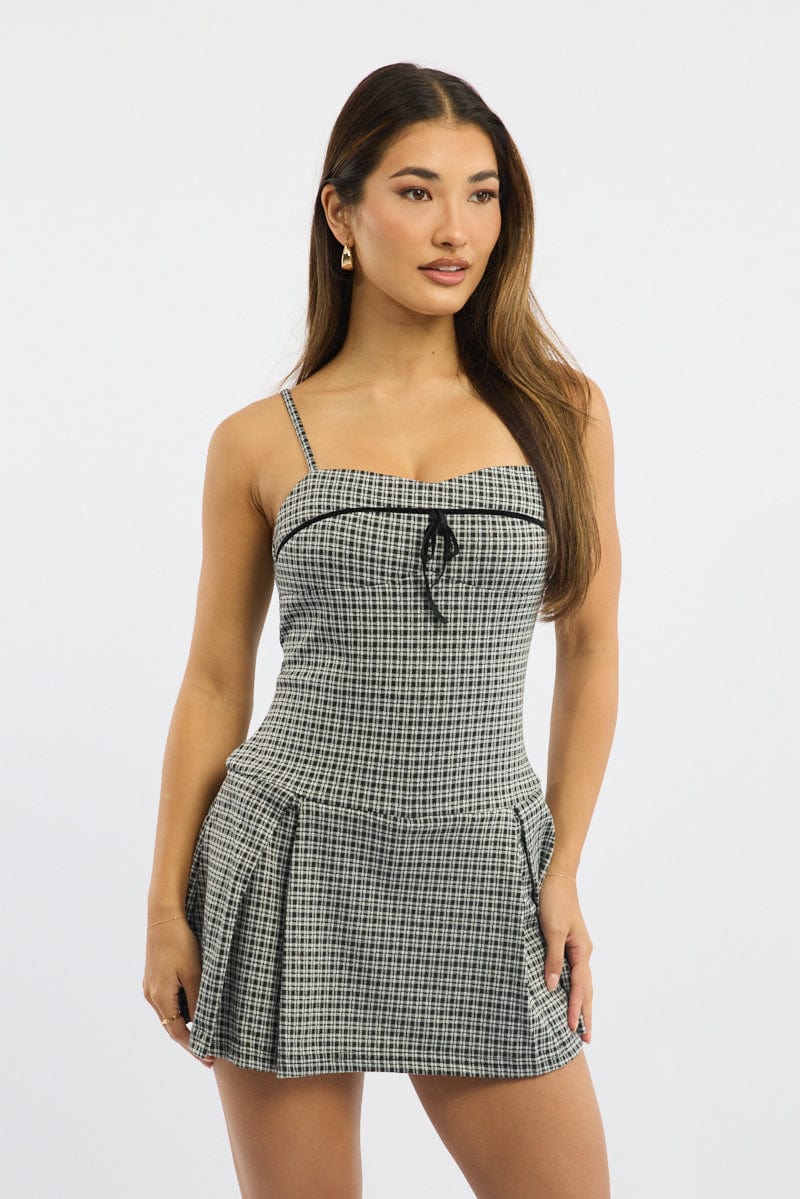 Black Check Mini Dress Pleated - Image 2