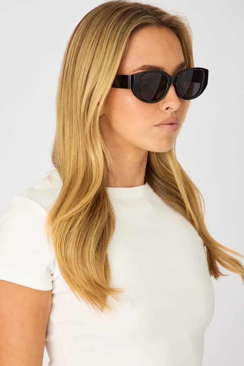 Black Fashion Sunglasses - Image 2
