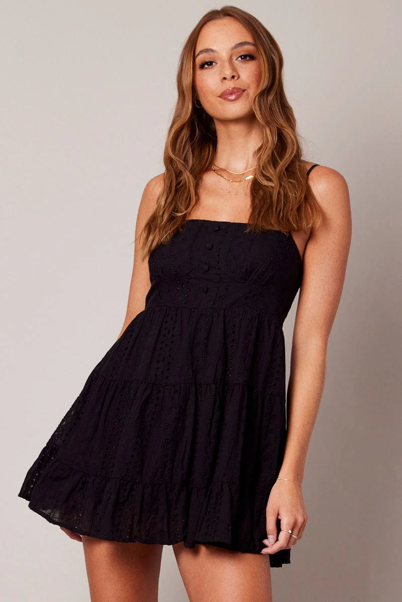 Black Fit and Flare Dress Sleeveless Broidery - Image 3