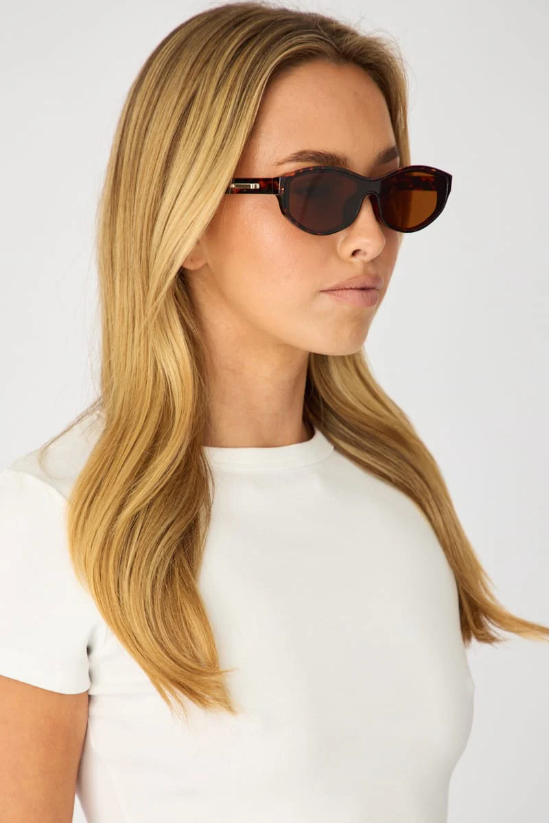 Brown Animal Print Fashion Sunglasses - Image 2