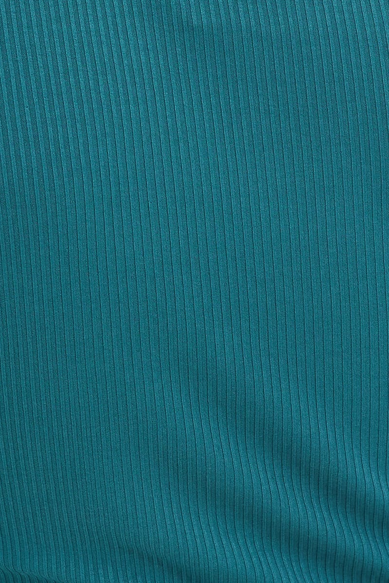 Green Curved Hem T Shirt Ribbed - Image 6