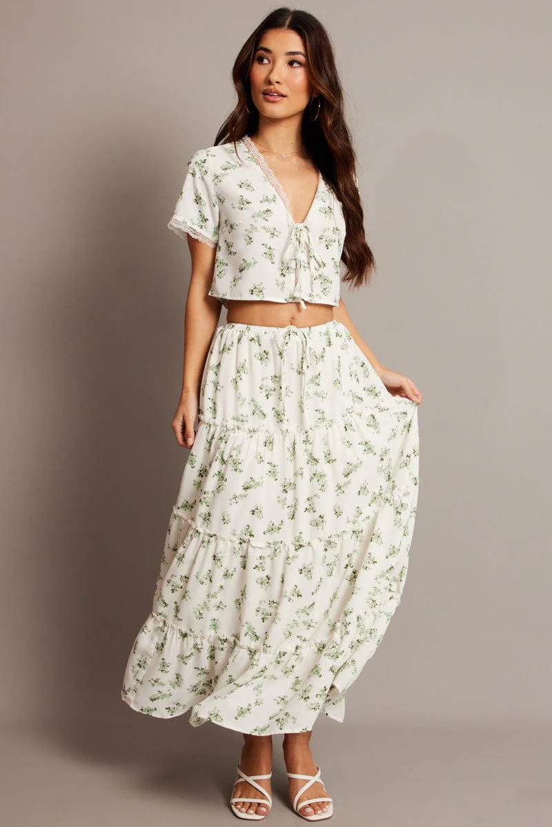 Green Floral Tie Up Lace Trim Top Short Sleeve Crop - Image 2