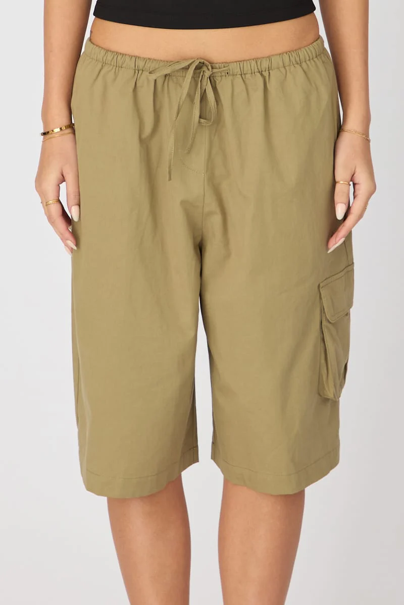 Green Knee Length Shorts - Image 2