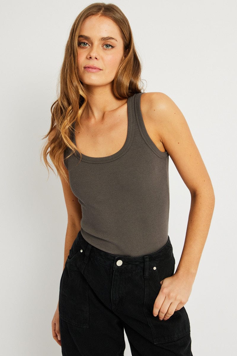 Grey Singlet Top Contrast Stitch - Image 3