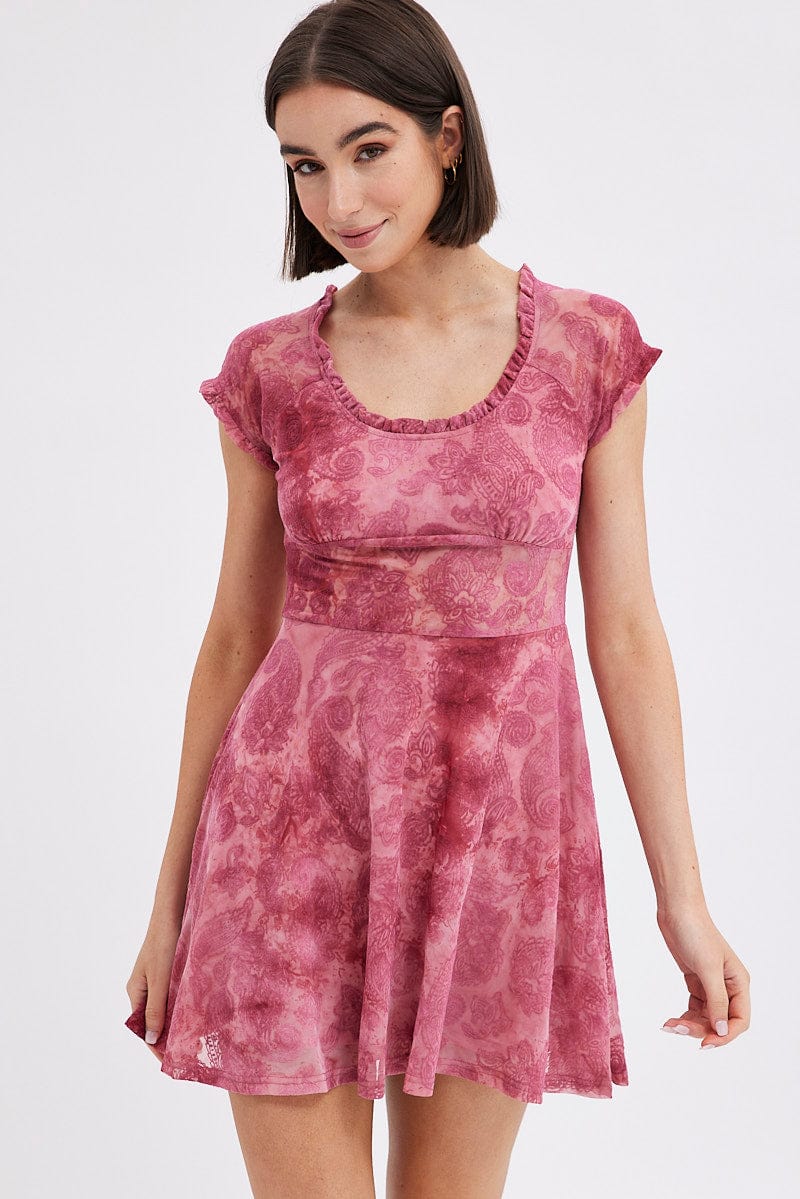 Red Paisley Mini Dress Short Sleeve Scoop Neck Fit & Flare - Image 3