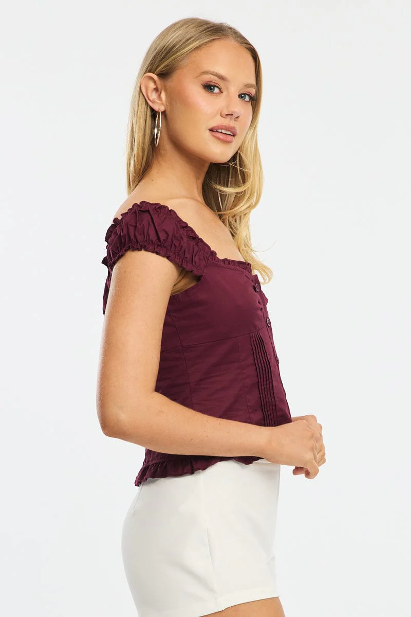 Red Top Short Sleeve Gathered Bust Pleated Detail - Image 3