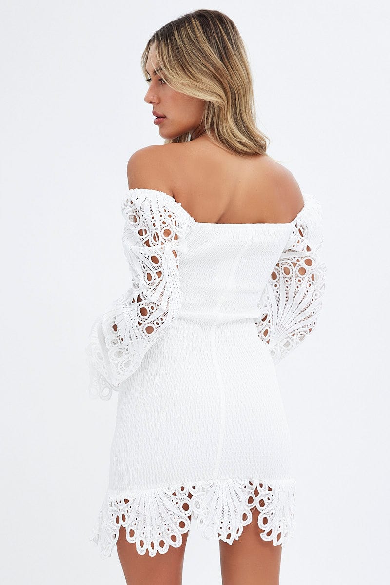 White Embroidered Sleeves Shirred Bodycon Dress - Image 5