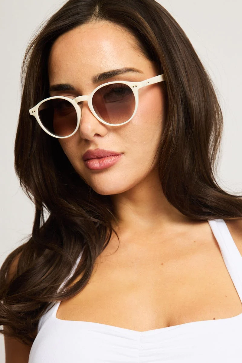 White Fashion Sunglasses - Image 2