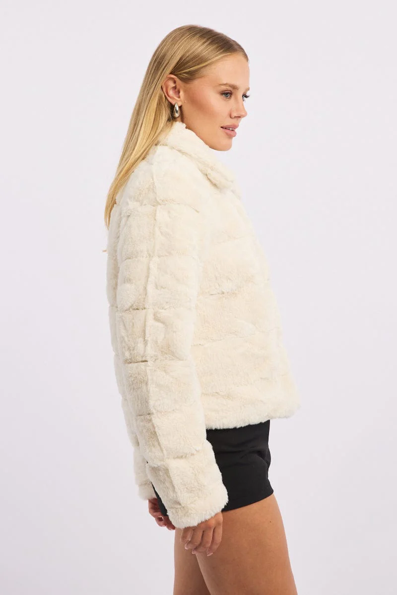 White Faux Fur Jacket With Lapel Collar - Image 3