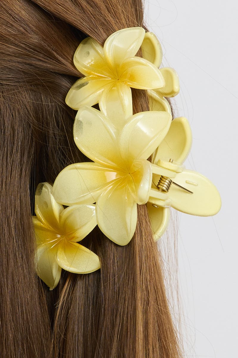 Yellow Flower Claw Clip - Image 2