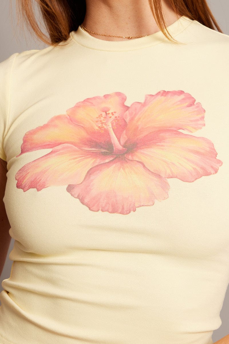 Yellow Graphic Tee Short Sleeve - Image 6