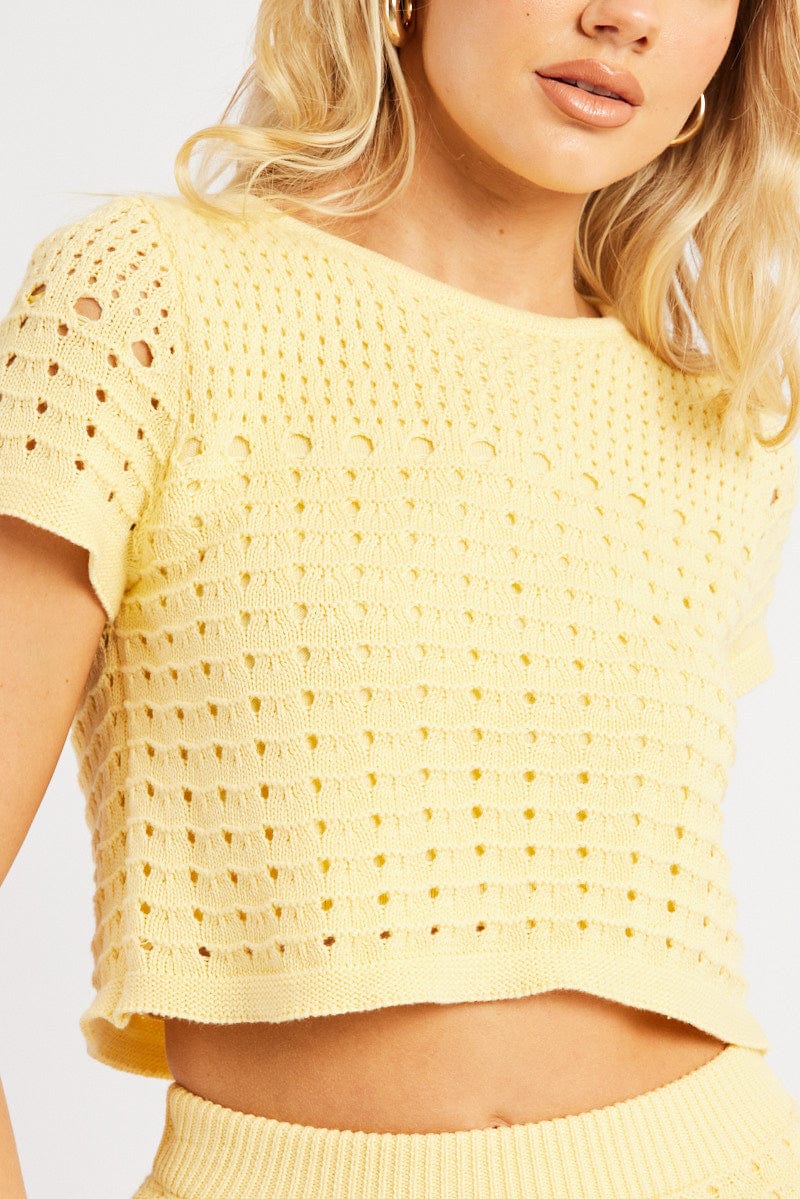 Yellow Knit Top Short Sleeve Crew Neck - Image 6